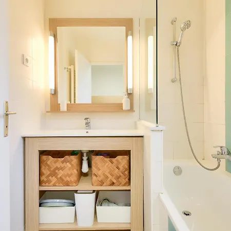 Saint-raphael Valescure - Maeva - Chaleureux Climatise Avec Terrasse 2 Pieces 6 Personnes - Prestige - Super Mae-6731 Apartment *