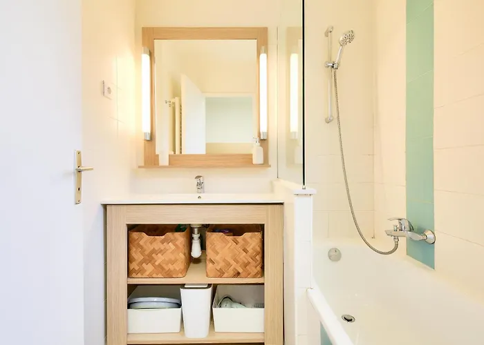 Résidence Saint-raphaël Valescure - Maeva - Chaleureux Avec Terrasse 2 Pièces 6 Personnes - Prestige - Super Mae-6731 *