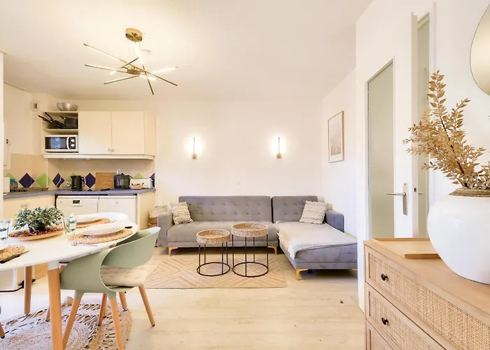 Apartment Saint-raphael Valescure - Maeva - Chaleureux Avec Terrasse 2 Pieces 6 Personnes - Prestige - Super Mae-6731 *